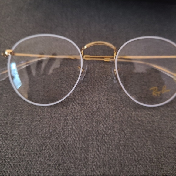 Ray-Ban Gold Wireframe Eyeglasses - Picture 4 of 9
